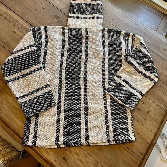 VINTAGE Mexican Hoodie Sweatshirt - Picture 5 of 7